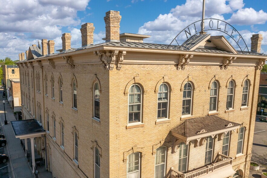 More Photos Of 122 S Minnesota Ave, Saint Peter Apartments For Sale