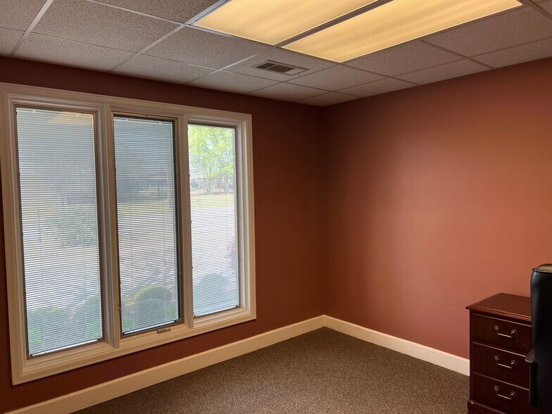 More Photos Of 4228 Lomac St, Montgomery Office For Sale