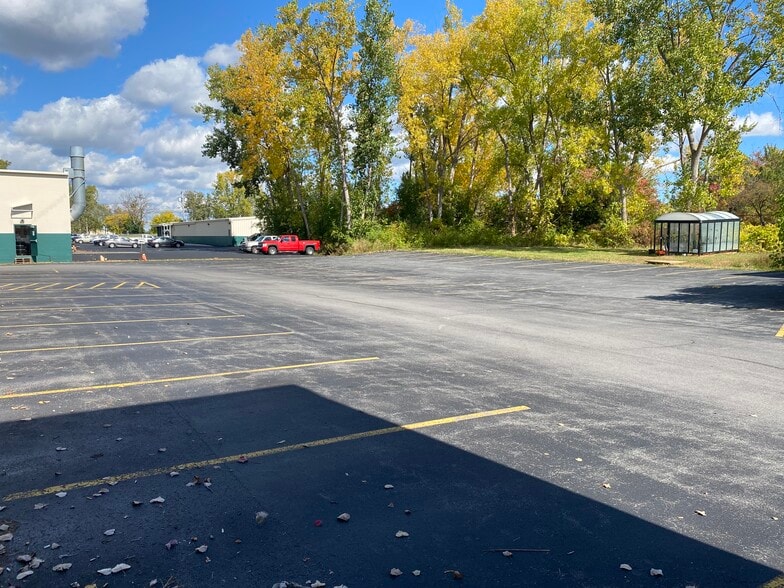More Photos Of 113-119 Falso Dr, Syracuse Warehouse For Sale