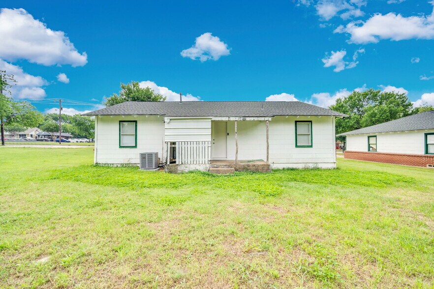 More Photos Of 301 W Belt Line Rd, Cedar Hill Land For Sale