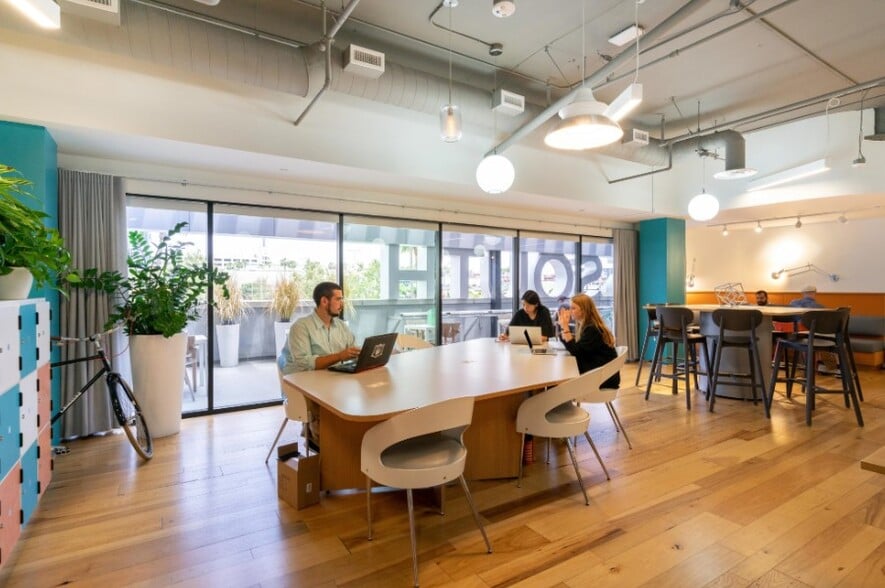 More Photos Of 145 S Fairfax Ave, Los Angeles Coworking Space
