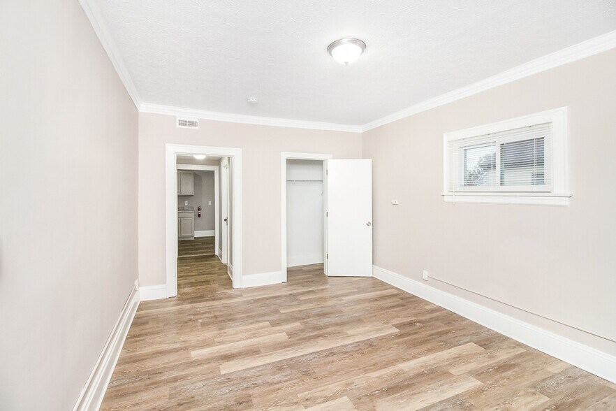 More Photos Of 3498 Bosworth Rd, Cleveland Apartments For Sale
