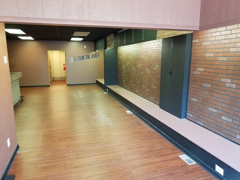 More Photos Of 115 W Jefferson St, Butler Apartments For Sale