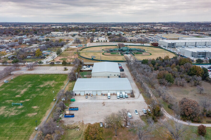More Photos Of 12124 S Pipeline Rd, Euless Industrial For Lease