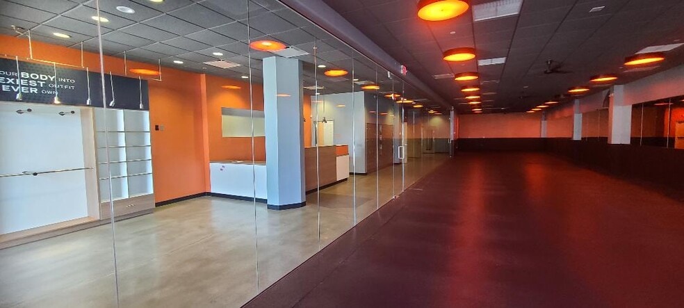 More Photos Of 205 Main St, Norwalk Unknown For Lease