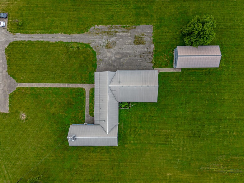 More Photos Of 13908 Dixie Hwy, Louisville Religious Facility For Sale
