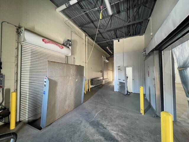 More Photos Of 4110 N Hainje Ave, Sioux Falls Refrigeration Cold Storage For Lease