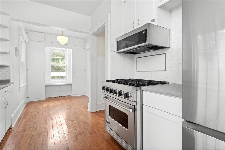 More Photos Of 301 E Main St, Easley Land For Sale