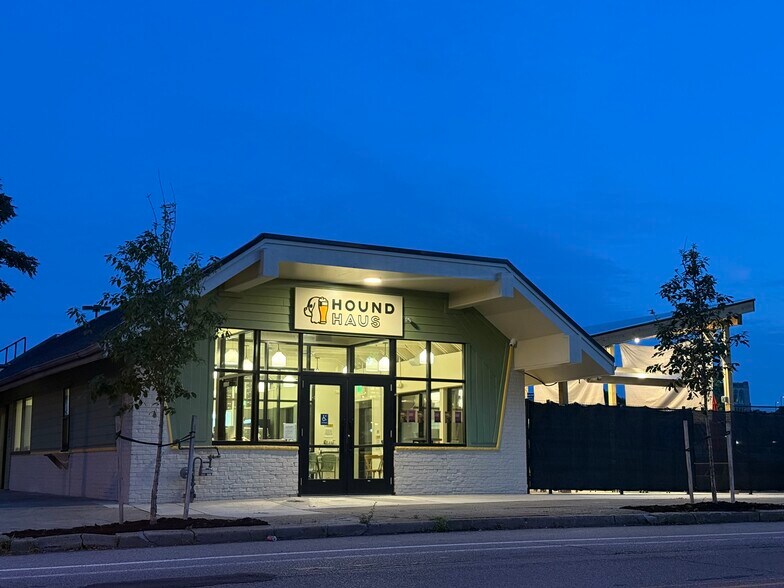 Primary Photo Of 6314 Broad St, Pittsburgh General Retail For Sale