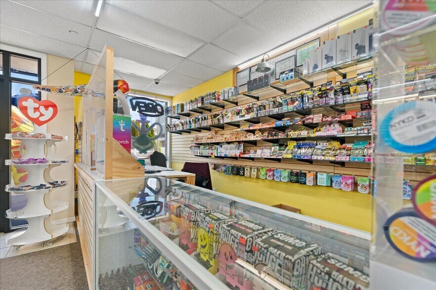 More Photos Of 600-622 New Jersey Ave, Wildwood General Retail For Sale