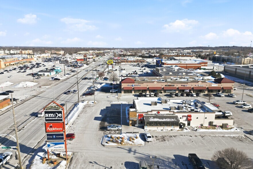 More Photos Of 4200 W Division St, Saint Cloud General Retail For Sale