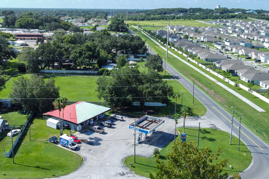 Primary Photo Of 7950 Wire Rd, Zephyrhills Service Station For Sale