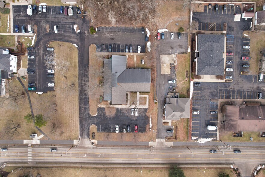 More Photos Of 3401 Lake Ave, Fort Wayne Office For Sale