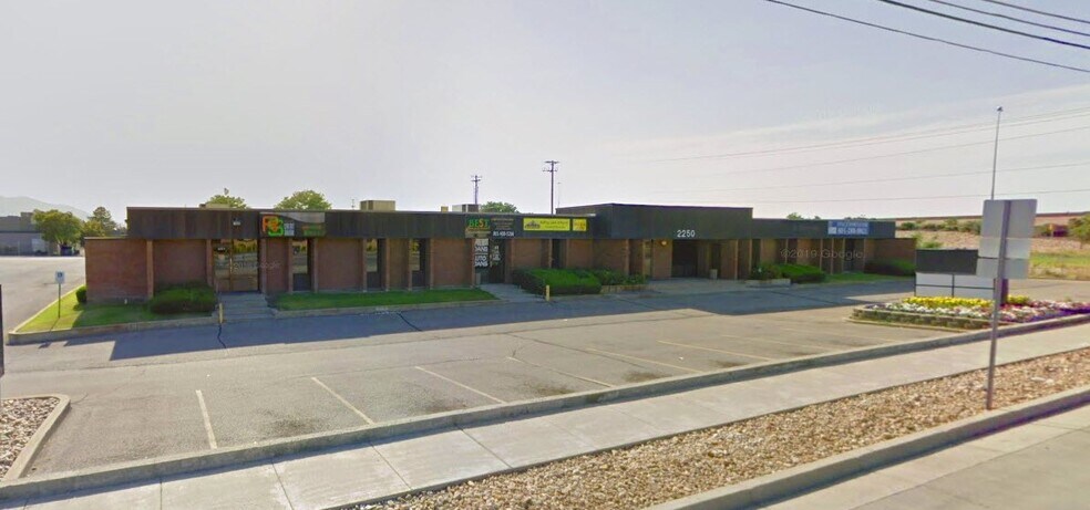 More Photos Of 2250 S Redwood Rd, Salt Lake City Medical For Lease