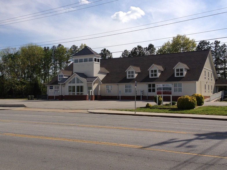 Primary Photo Of 1509 W 3rd St, Farmville Medical For Lease