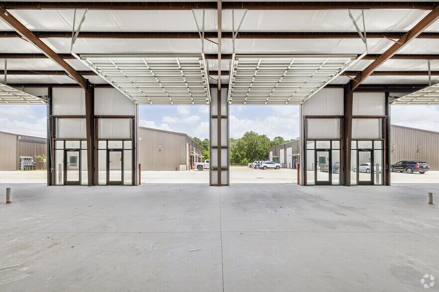 More Photos Of 12338 Spring Cypress Rd, Tomball Unknown For Lease