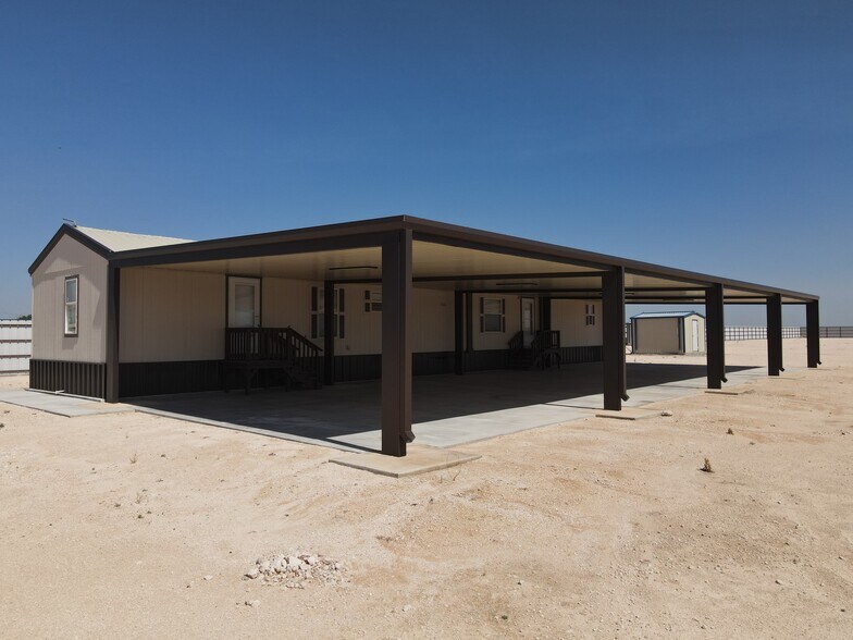 More Photos Of 2804 Pinson rd, Hobbs Warehouse For Sale