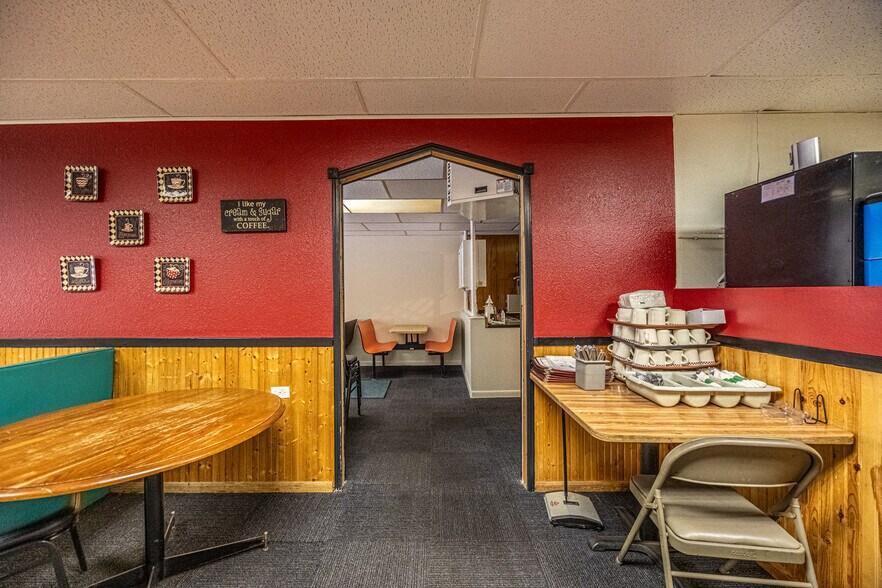 More Photos Of 322 Denver Ave, Fort Lupton Restaurant For Sale