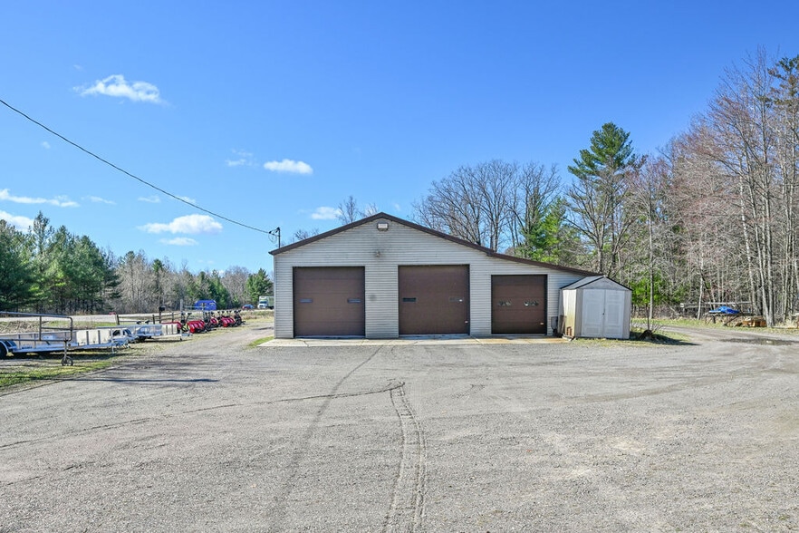 More Photos Of 5011 State Highway 13/34 Hwy, Wisconsin Rapids Storefront For Sale