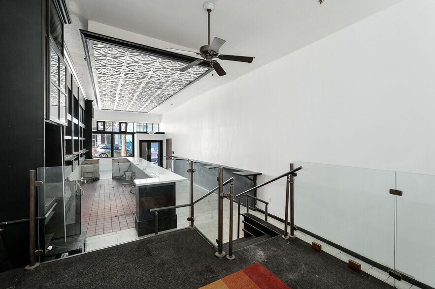 More Photos Of 1815-1819 Market St, San Francisco Storefront For Lease