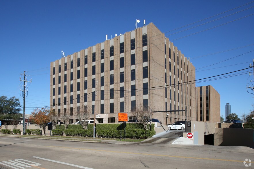 More Photos Of 5959 West Loop South, Bellaire Office For Lease