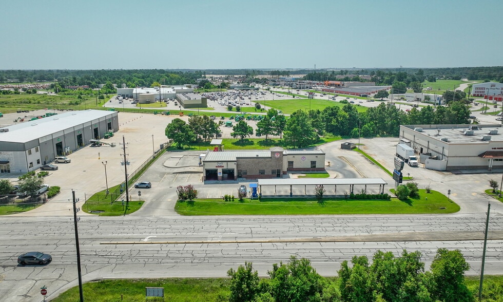 More Photos Of 2858 Treaschwig Rd, Houston Carwash For Sale