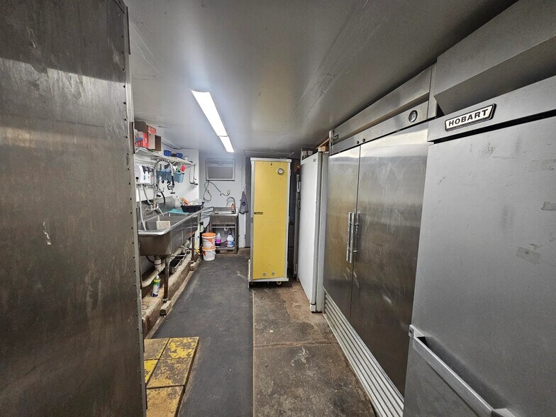More Photos Of 735 Avenue E, Hawley Restaurant For Sale