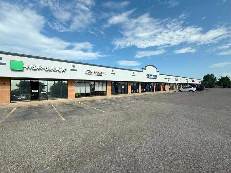 More Photos Of 2100 W Danforth Rd, Edmond Unknown For Lease