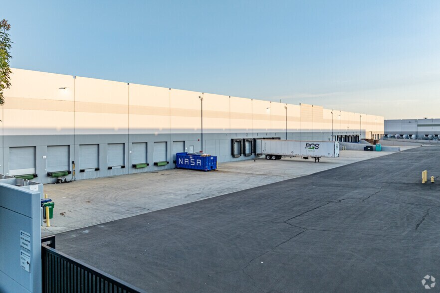 More Photos Of 8570-8610 Mercury Ln, Pico Rivera Warehouse For Lease