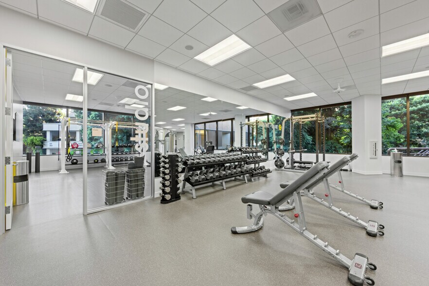 More Photos Of 4370 La Jolla Village Dr, San Diego Office For Lease