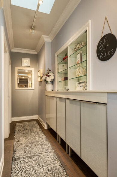 More Photos Of 407 W Galer St, Seattle Freestanding For Sale