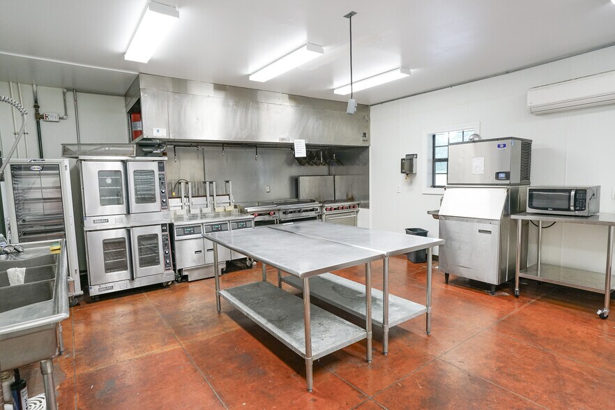 More Photos Of 2180 Section Line Rd, Albertville Lodge Meeting Hall For Sale