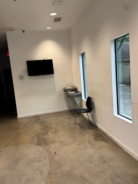 More Photos Of 4319 Camp Bowie Blvd, Fort Worth Medical For Sale