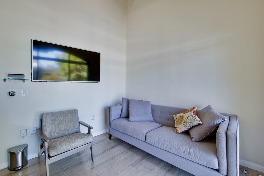 More Photos Of 4966 El Camino Real, Los Altos Office For Sale