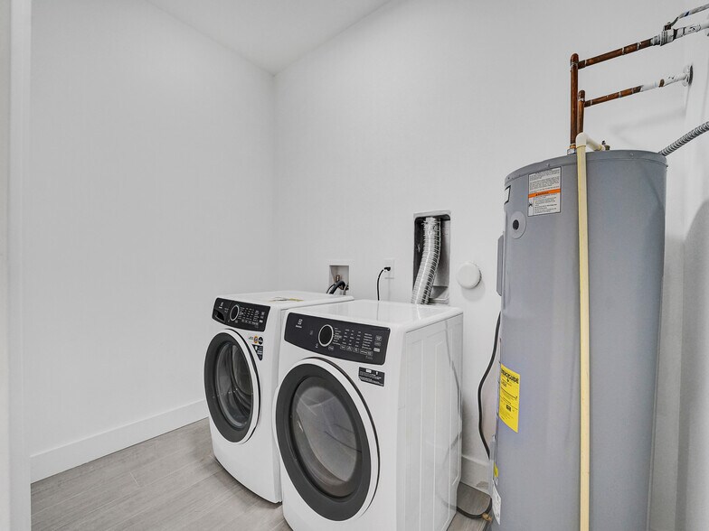 More Photos Of 1220 NE 15th Ave, Fort Lauderdale Apartments For Sale