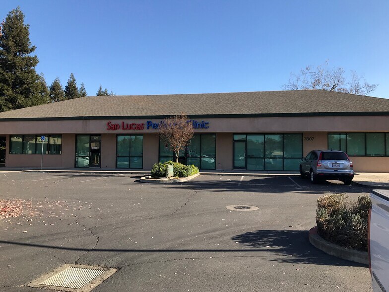 More Photos Of 7801 Laguna Blvd, Elk Grove Unknown For Lease