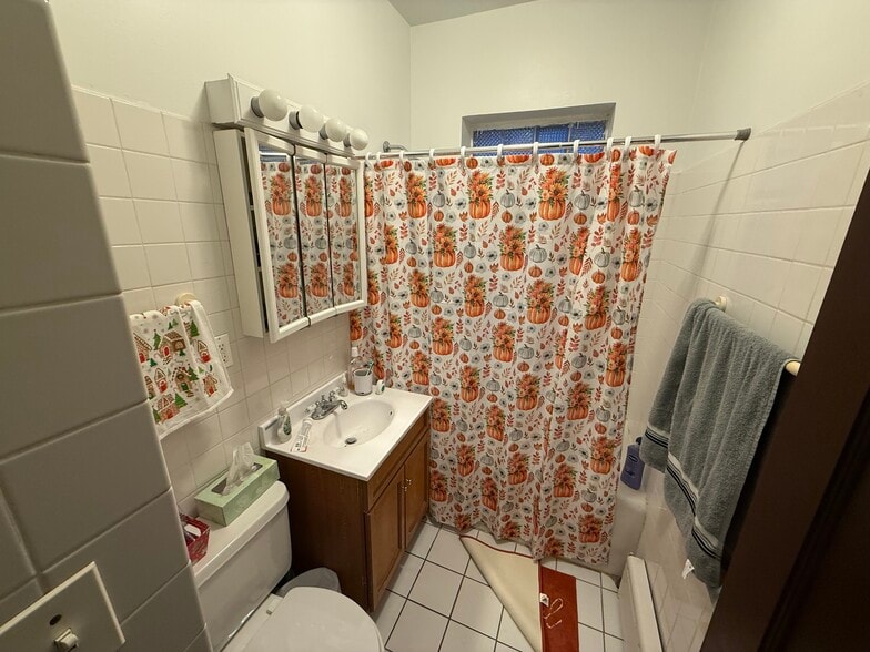 More Photos Of 3100 N LeClaire Ave, Chicago Apartments For Sale