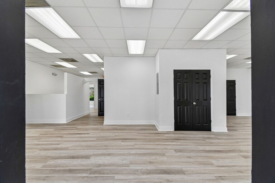 More Photos Of 450 E Highway 50, Clermont Medical For Lease
