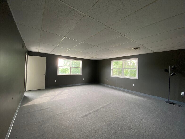 More Photos Of 450 Interchange Rd, Lehighton Office For Lease