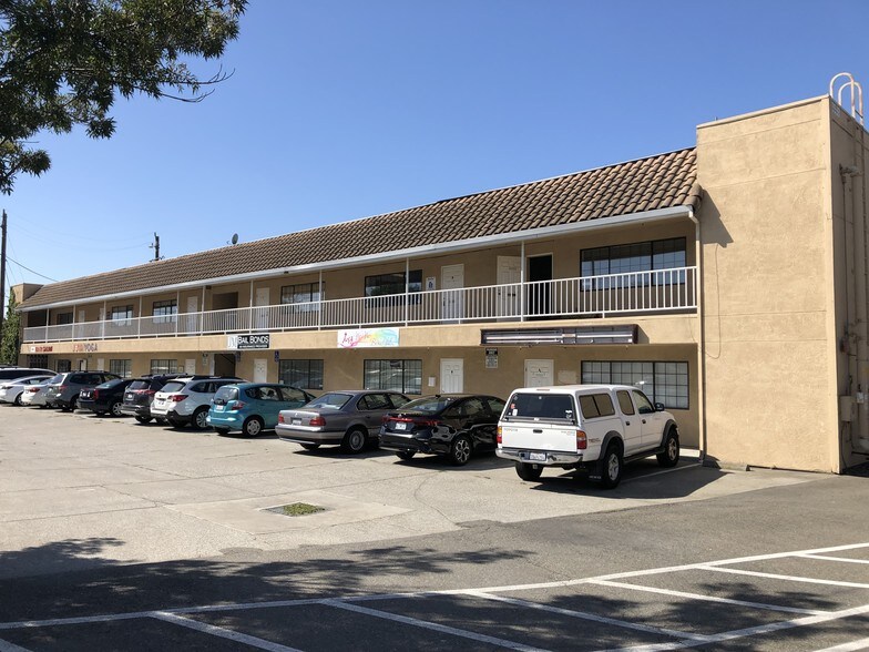 More Photos Of 3553 Castro Valley Blvd, Castro Valley Office For Sale