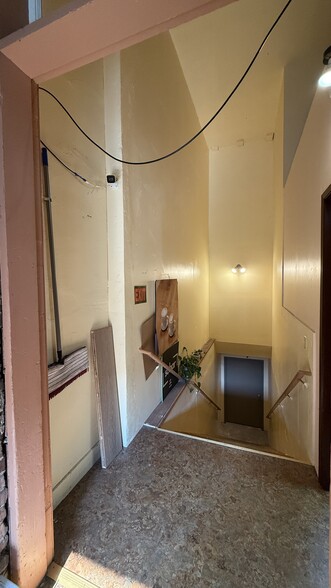 More Photos Of 2820 Colby Ave, Everett Storefront For Lease