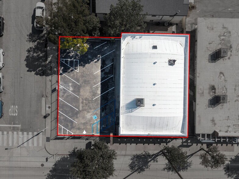 More Photos Of 570 N Towne Ave, Pomona Storefront Retail Office For Sale