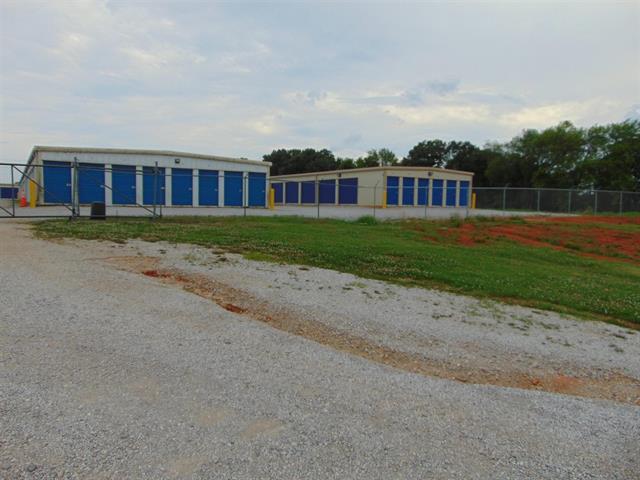 More Photos Of 6746 US-72, Killen Specialty For Sale