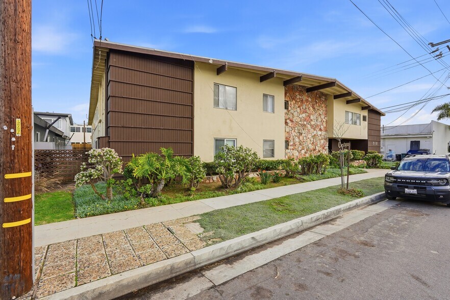 More Photos Of 21110 Wood Ave, Torrance Apartments For Sale