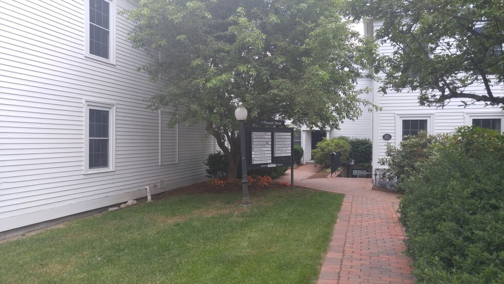 More Photos Of 6 Pleasant St, Natick Unknown For Lease