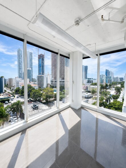 More Photos Of 3050 Biscayne Blvd, Miami Office For Lease