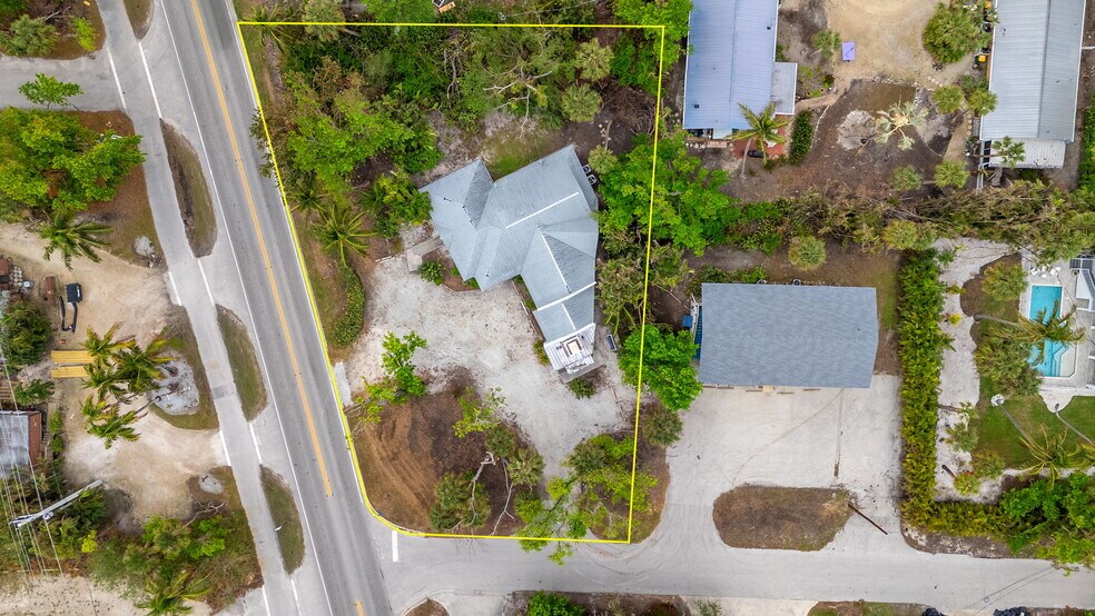 More Photos Of , Sanibel General Retail For Sale