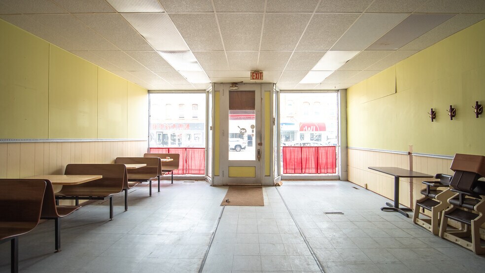 More Photos Of 207 Main St, Chatfield Storefront Retail Residential For Sale