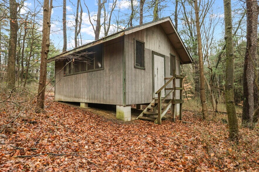 More Photos Of 5734 Durbin Rd, Bellville Specialty For Sale