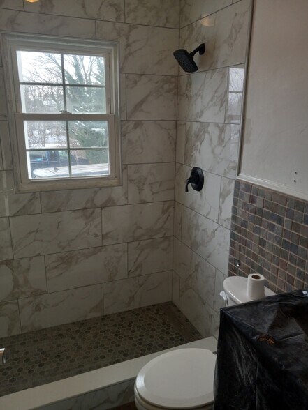 More Photos Of 1019 Berryville Ave, Winchester Storefront Retail Residential For Sale